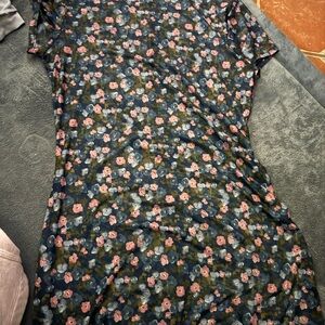 Elegant Floral Maxi Dress